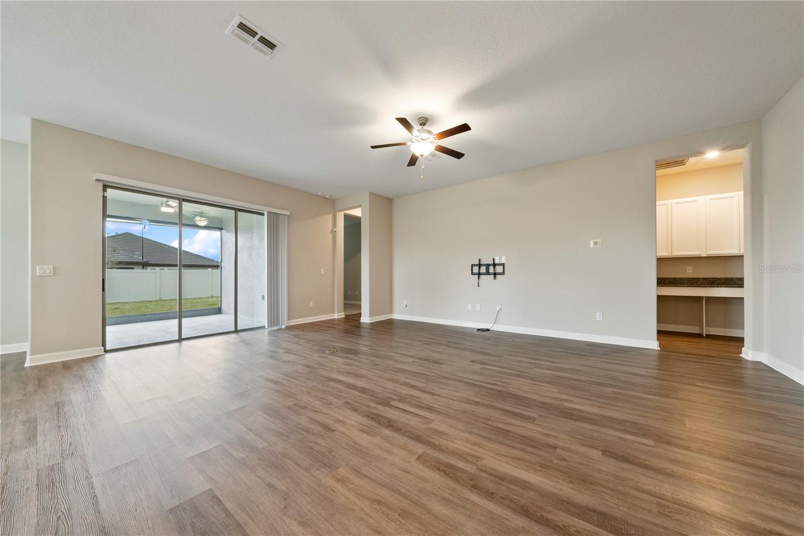 31875 MAGNA GULF LOOP, SAN ANTONIO, FL — photo 36