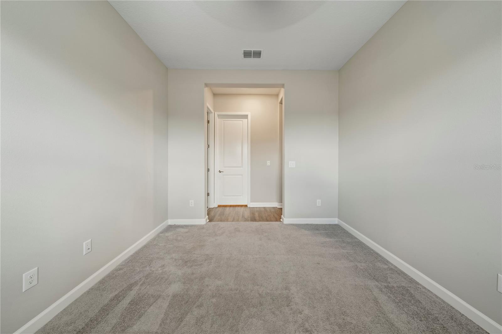 31875 MAGNA GULF LOOP, SAN ANTONIO, FL — photo 48