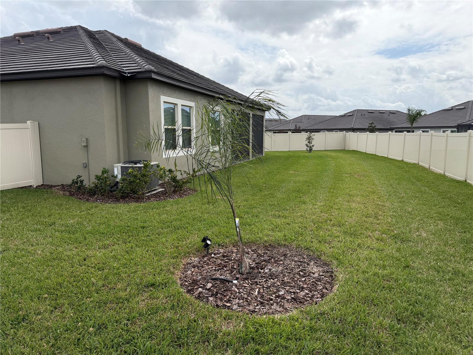 31875 MAGNA GULF LOOP, SAN ANTONIO, FL — photo 72