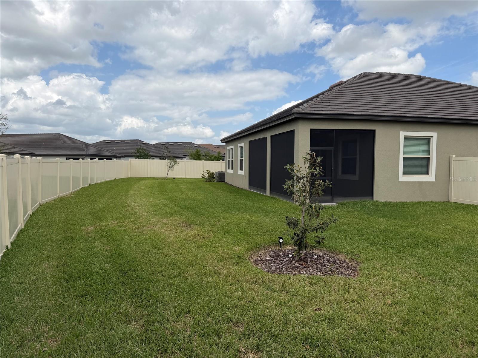 31875 MAGNA GULF LOOP, SAN ANTONIO, FL — photo 73