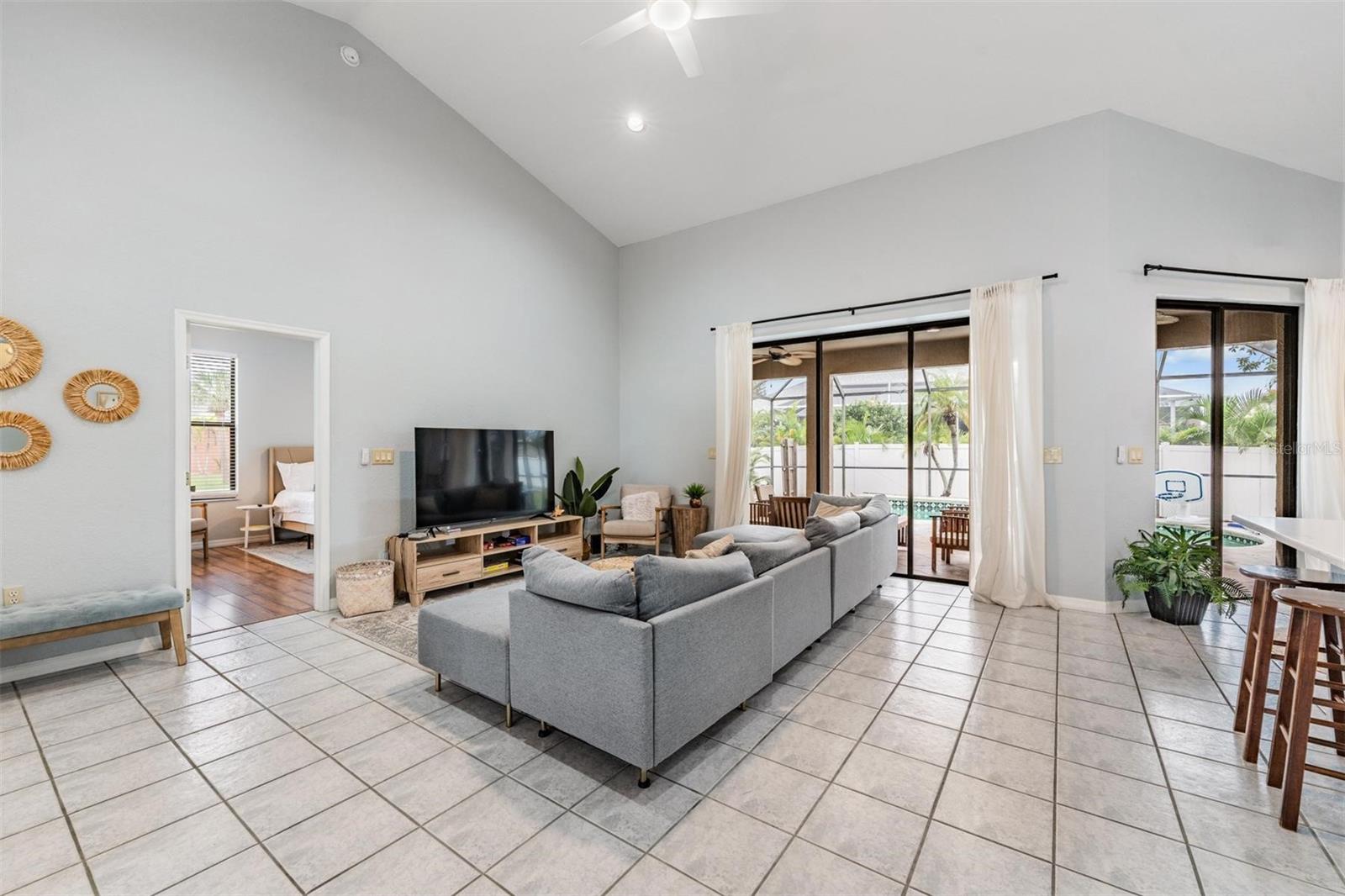 821 GREENVIEW DR, APOLLO BEACH, FL — photo 8