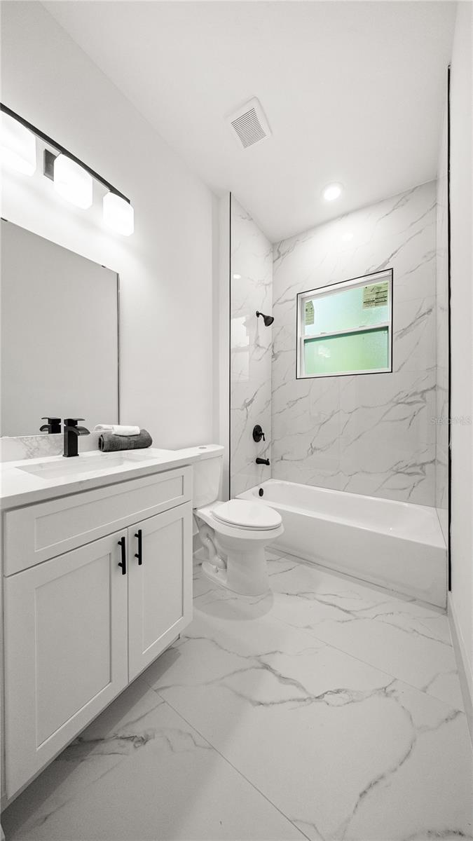 18097 COCHRAN BLVD, PORT CHARLOTTE, FL — photo 37