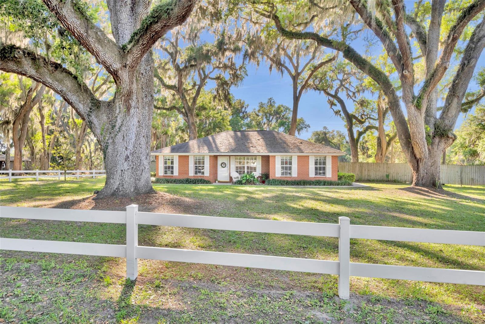 26721 BLOOMFIELD AVE, YALAHA, FL — photo 7