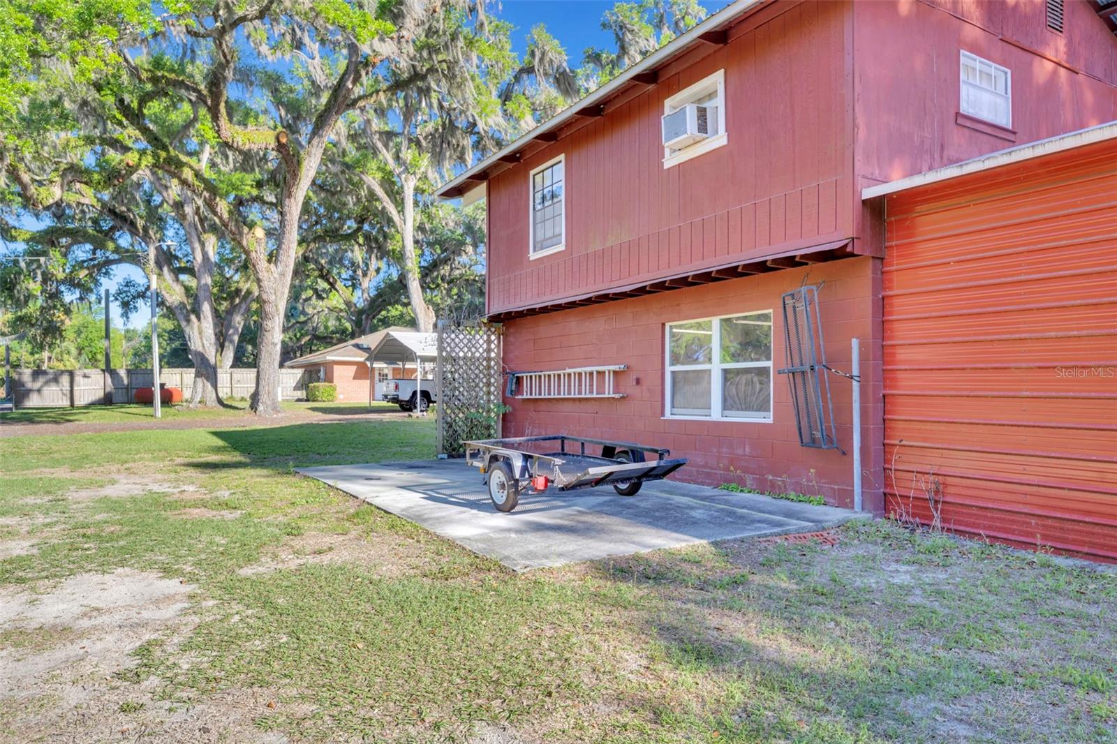 26721 BLOOMFIELD AVE, YALAHA, FL — photo 104