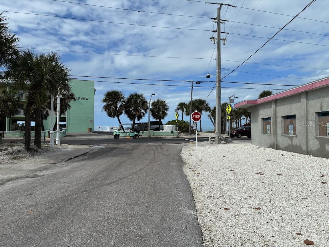104 1ST ST N, BRADENTON BEACH, FL — photo 3