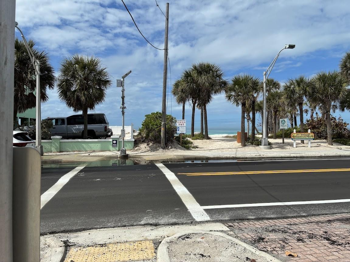 104 1ST ST N, BRADENTON BEACH, FL — photo 4