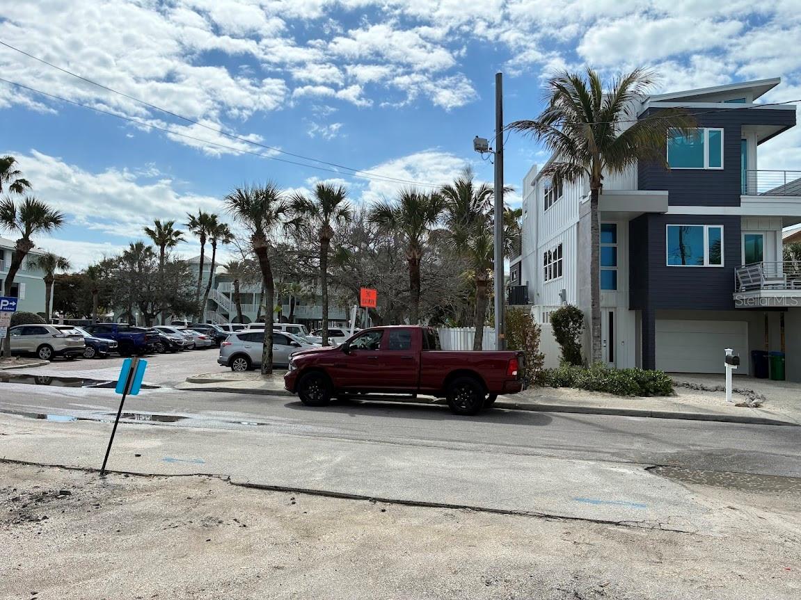 104 1ST ST N, BRADENTON BEACH, FL — photo 8