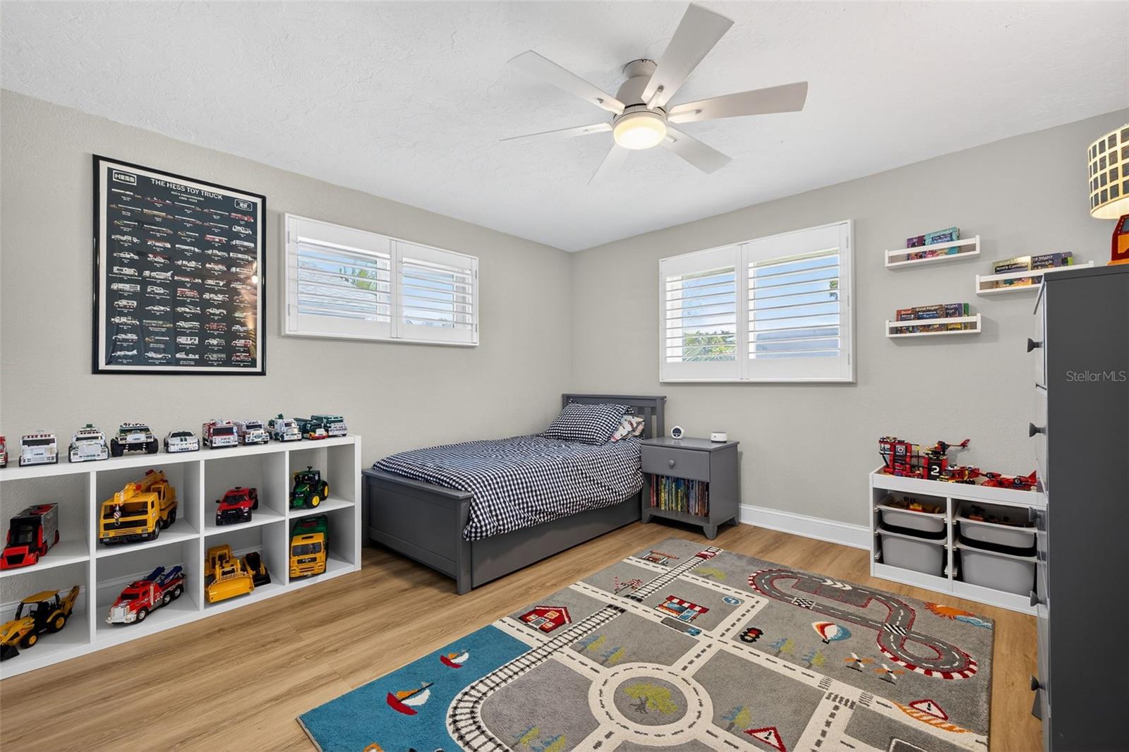1435 48TH AVE NE, ST PETERSBURG, FL — photo 32