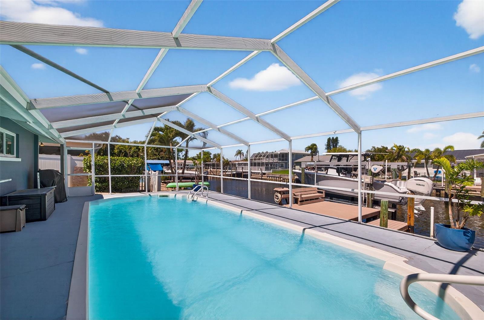 1435 48TH AVE NE, ST PETERSBURG, FL — photo 33