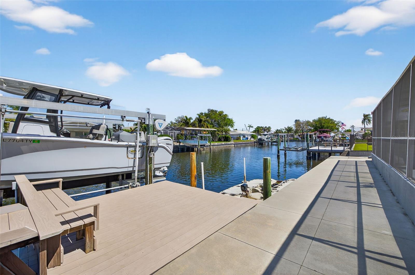 1435 48TH AVE NE, ST PETERSBURG, FL — photo 43