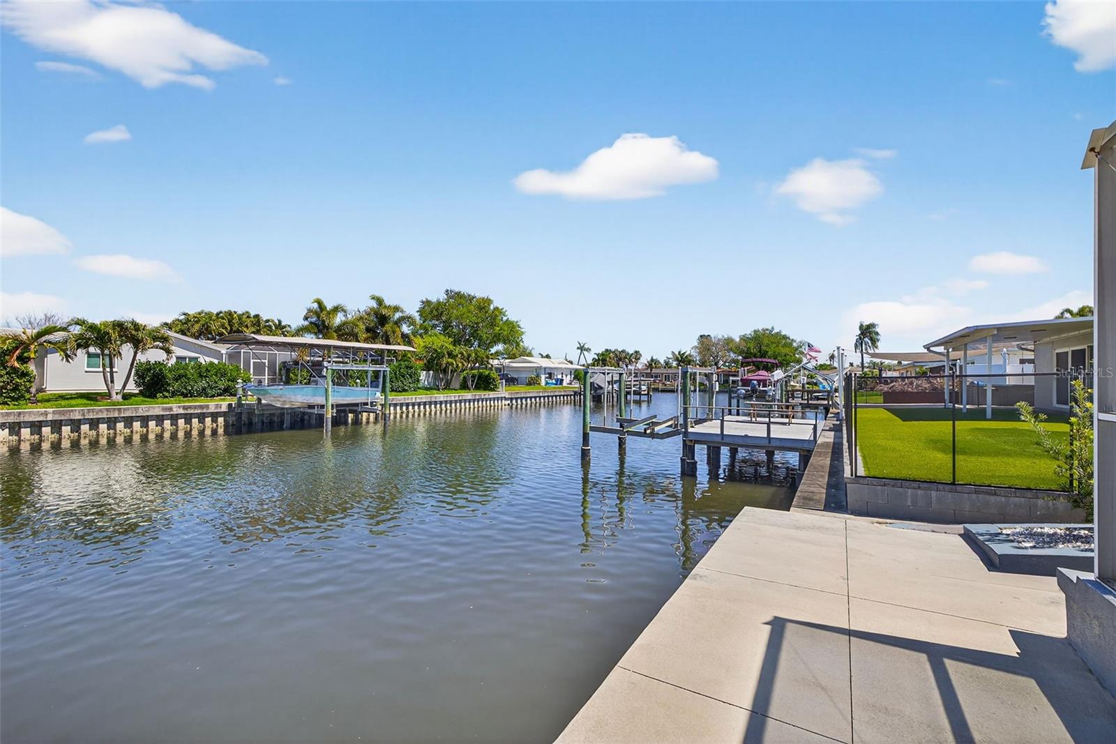 1435 48TH AVE NE, ST PETERSBURG, FL — photo 44