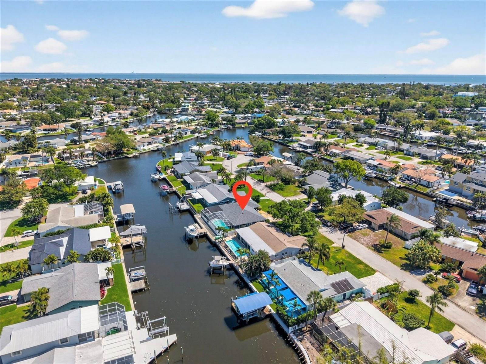 1435 48TH AVE NE, ST PETERSBURG, FL — photo 45