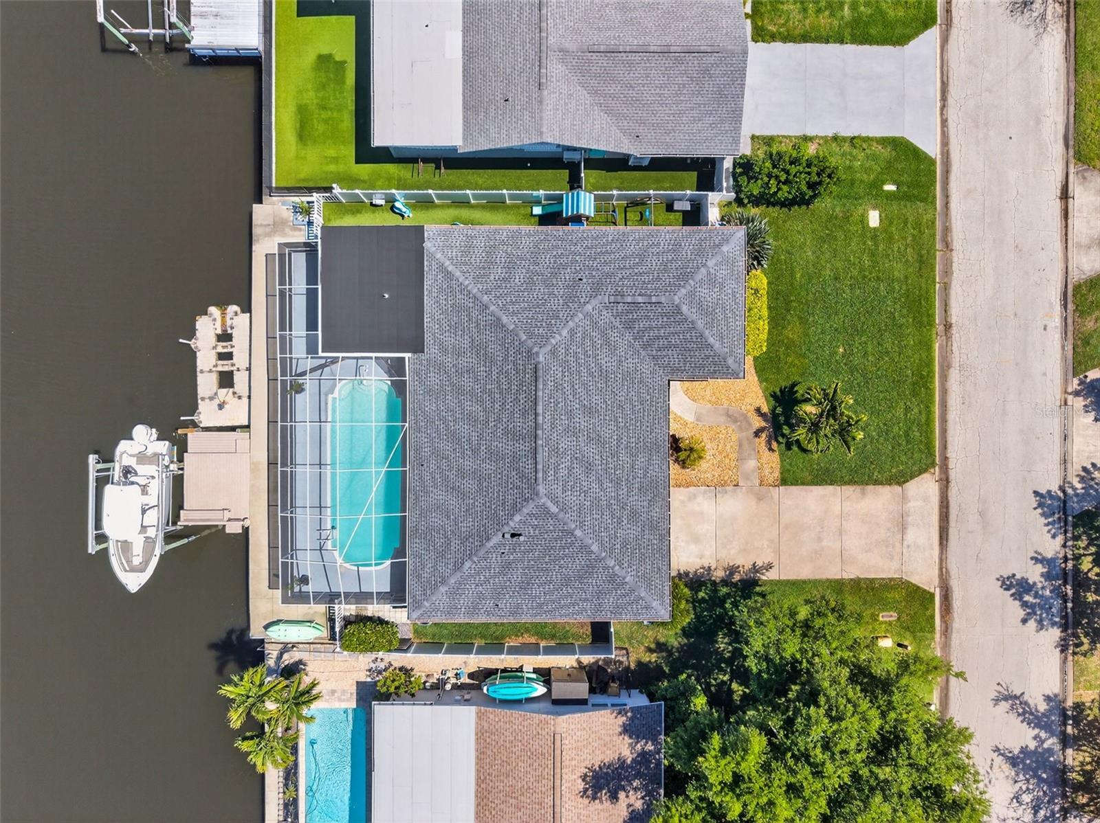 1435 48TH AVE NE, ST PETERSBURG, FL — photo 48