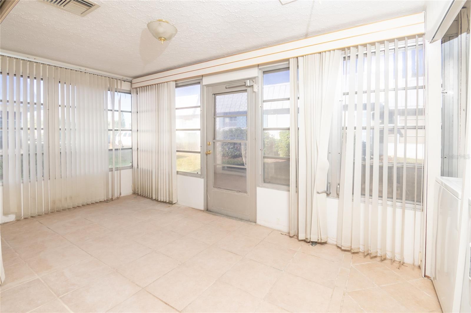 4209 TAMARGO DR #4209, NEW PORT RICHEY, FL — photo 32