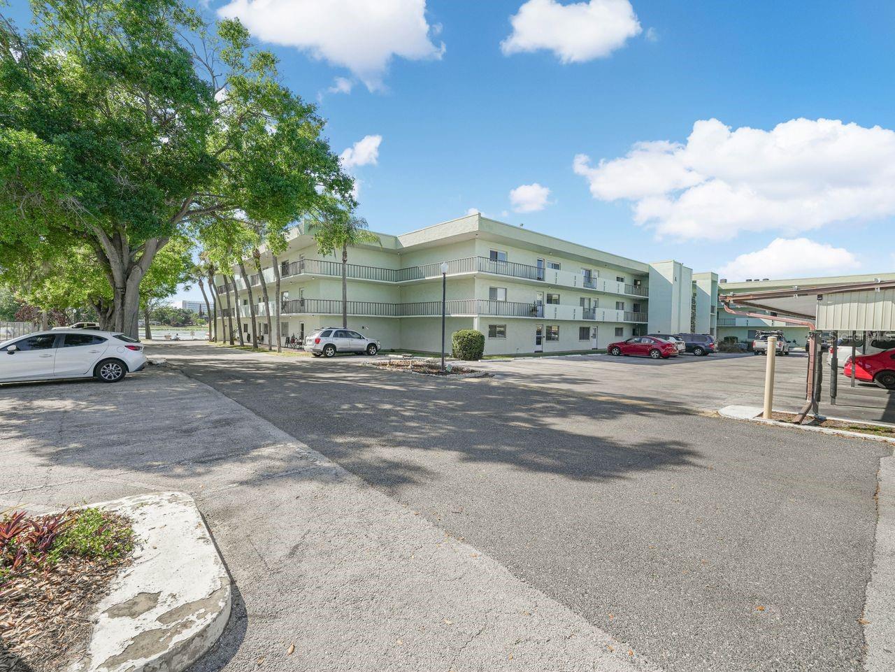 1130 N LAKE PARKER AVE #A201, LAKELAND, FL — photo 2
