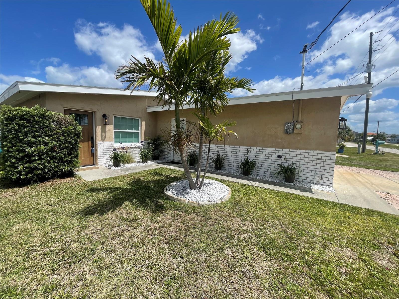 6403 LONNIE LEE LN, HUDSON, FL