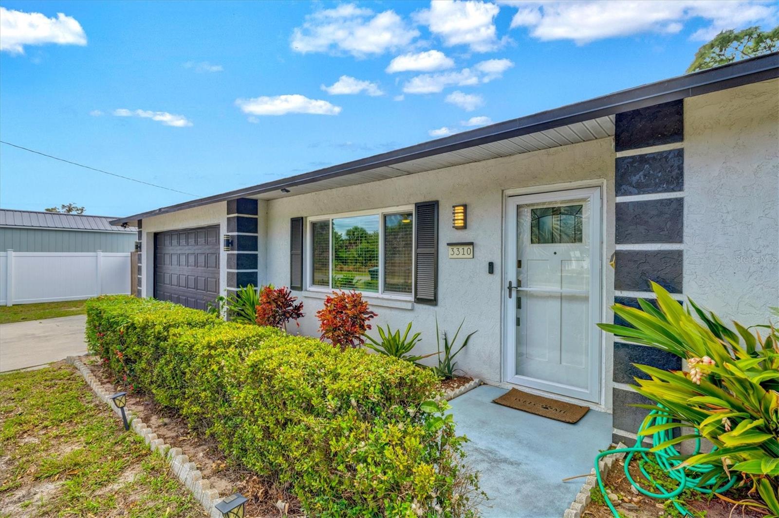 3310 SIESTA DR, VENICE, FL — photo 4