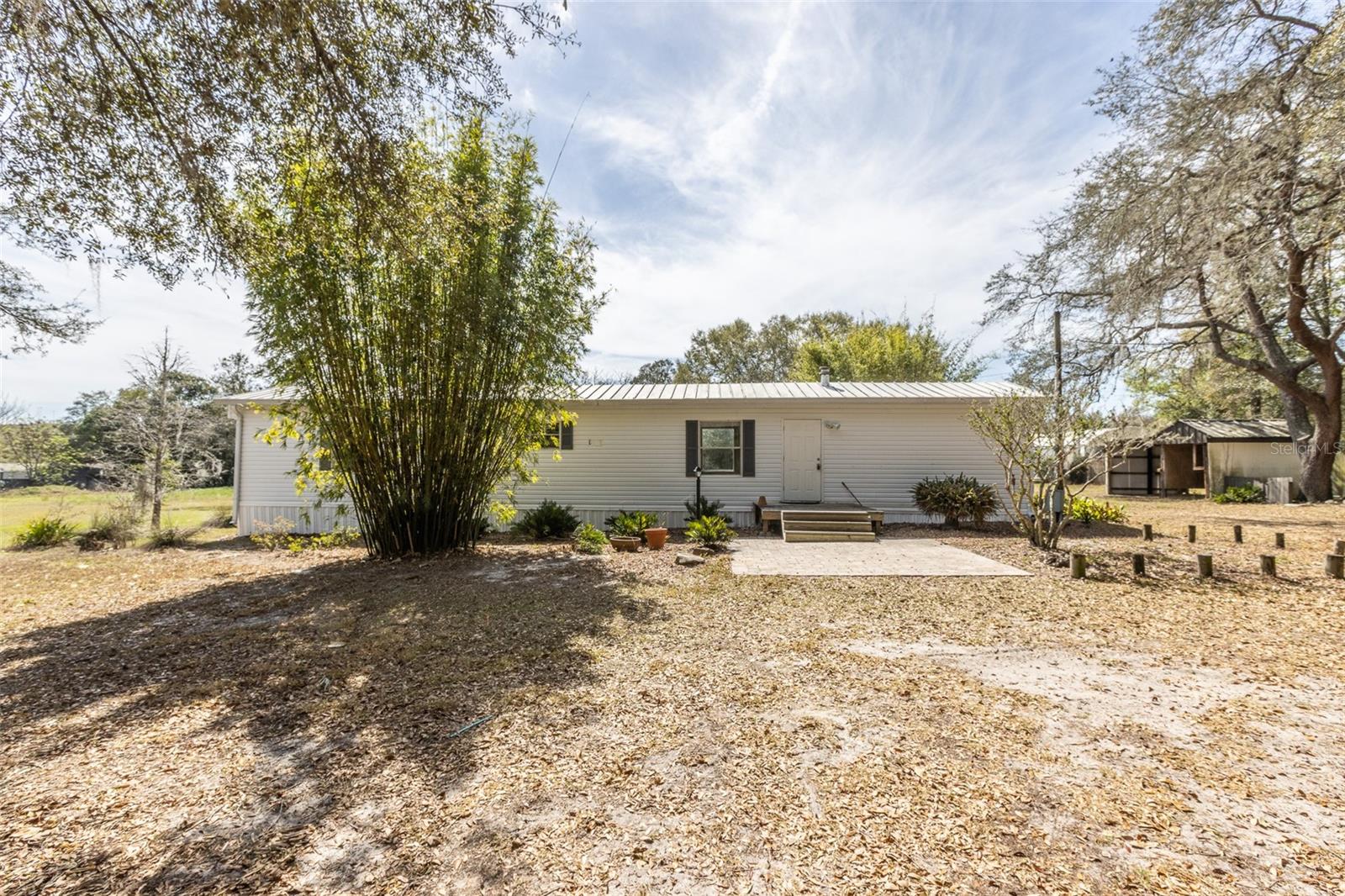 1824 MARION COUNTY RD, WEIRSDALE, FL — photo 3