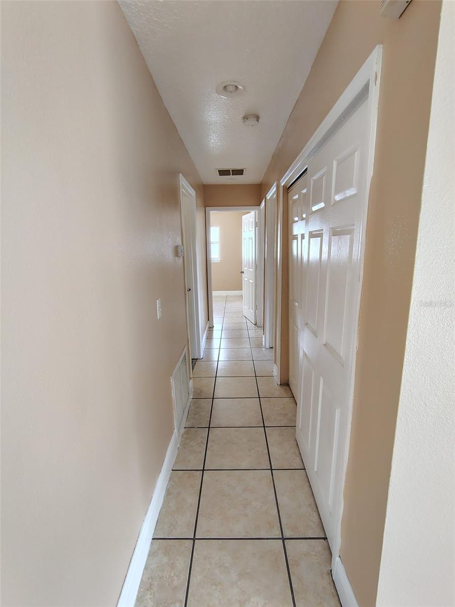 902 N THACKER AVE, KISSIMMEE, FL — photo 9