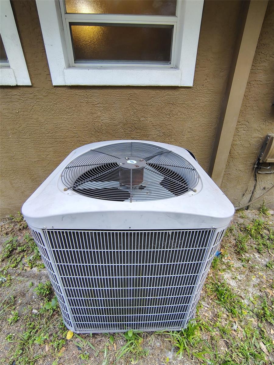 902 N THACKER AVE, KISSIMMEE, FL — photo 22