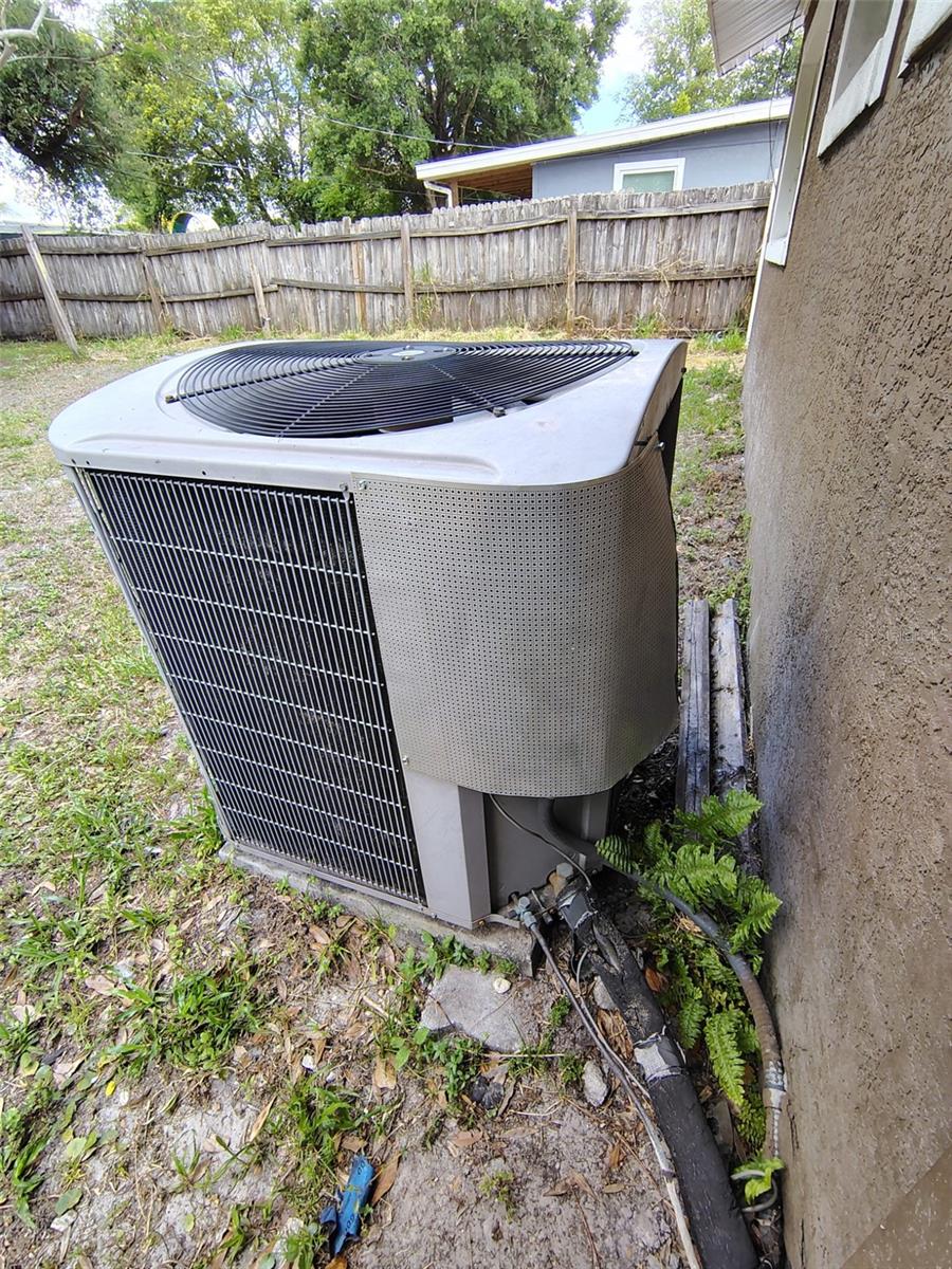 902 N THACKER AVE, KISSIMMEE, FL — photo 23
