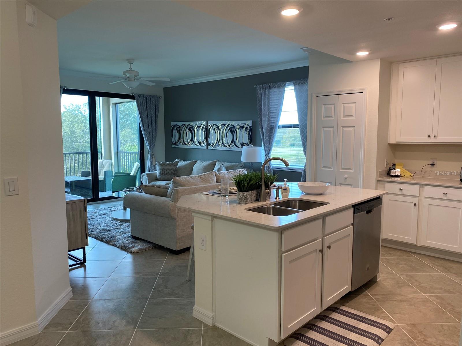 17510 GAWTHROP DR #208, BRADENTON, FL — photo 3