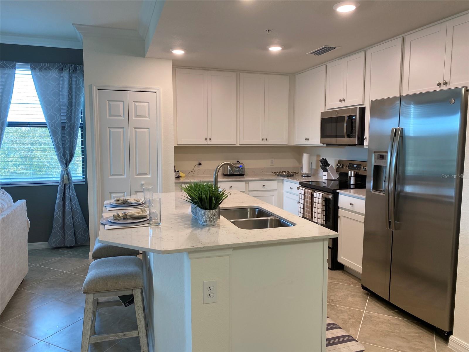 17510 GAWTHROP DR #208, BRADENTON, FL — photo 4