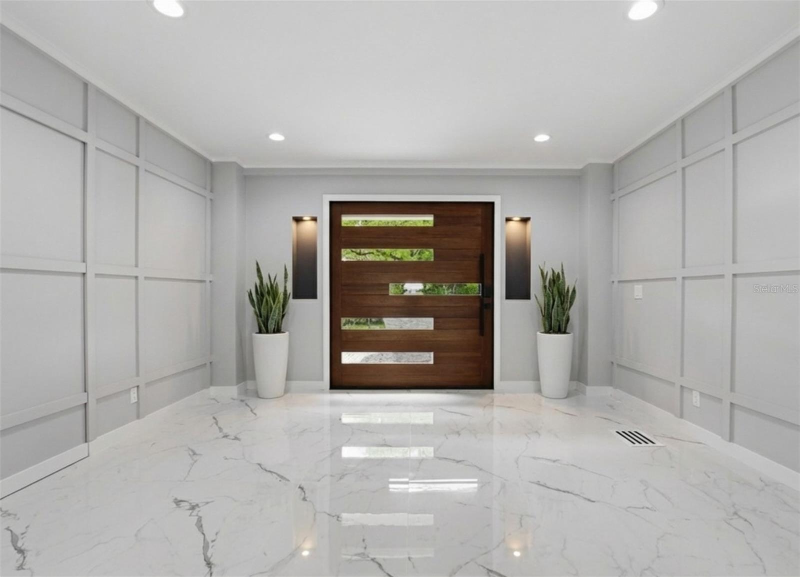 4942 HUBNER CIR, SARASOTA, FL — photo 4