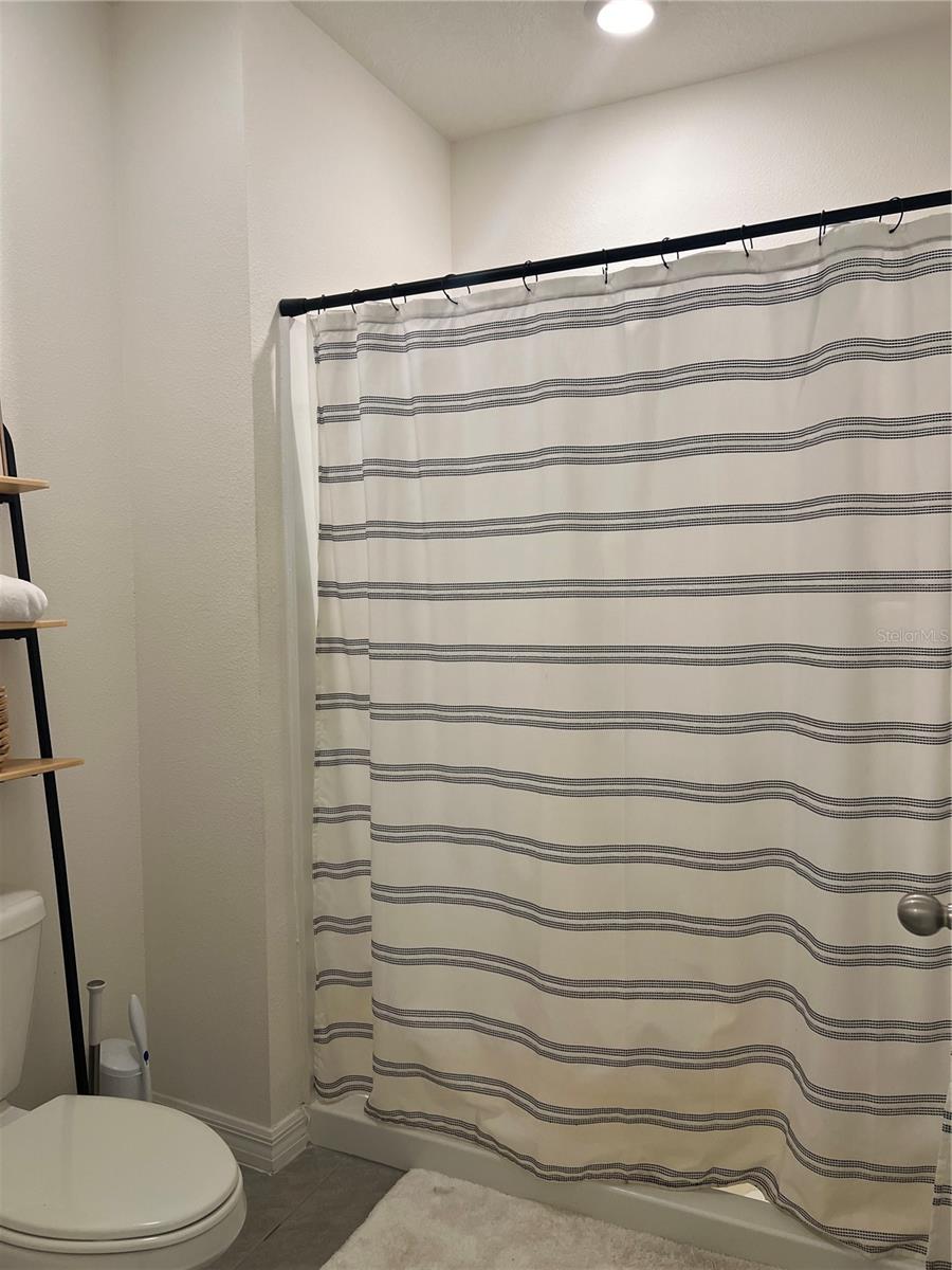 184 MANGROVE SHADE CIR, APOLLO BEACH, FL — photo 18