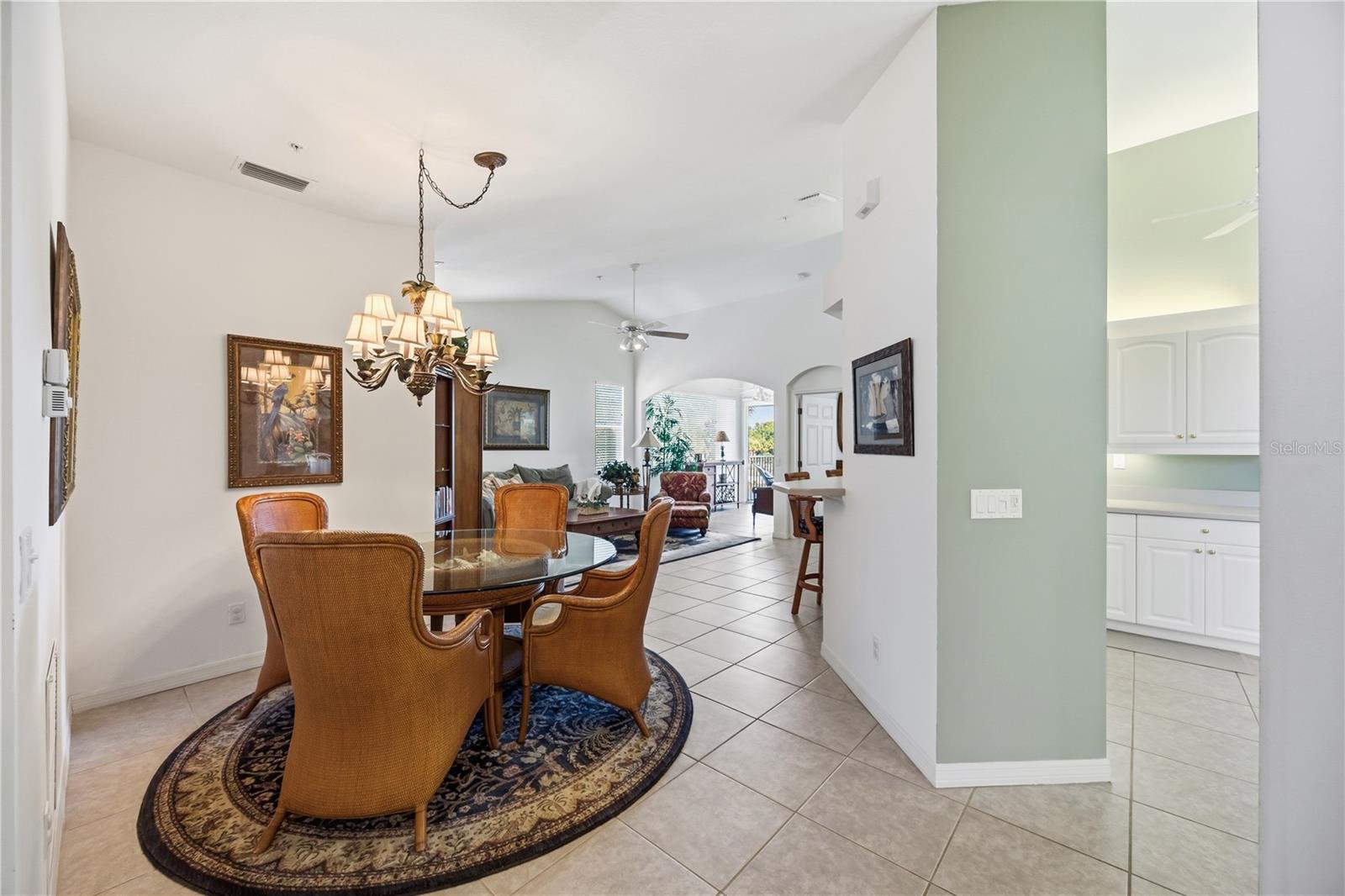 115 WOODBRIDGE DR #201, VENICE, FL — photo 4