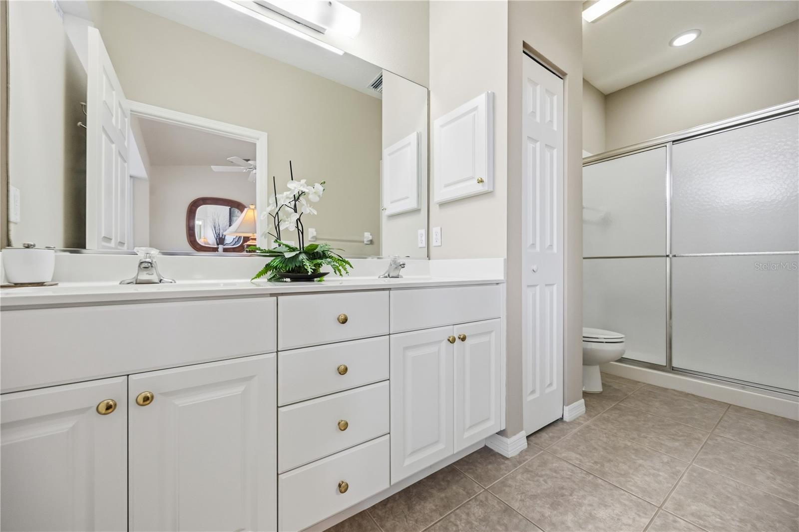 115 WOODBRIDGE DR #201, VENICE, FL — photo 17