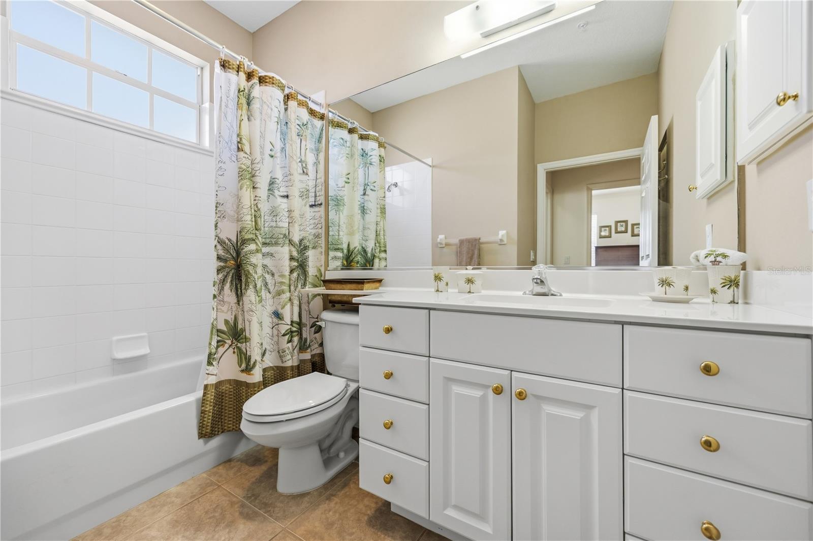 115 WOODBRIDGE DR #201, VENICE, FL — photo 24