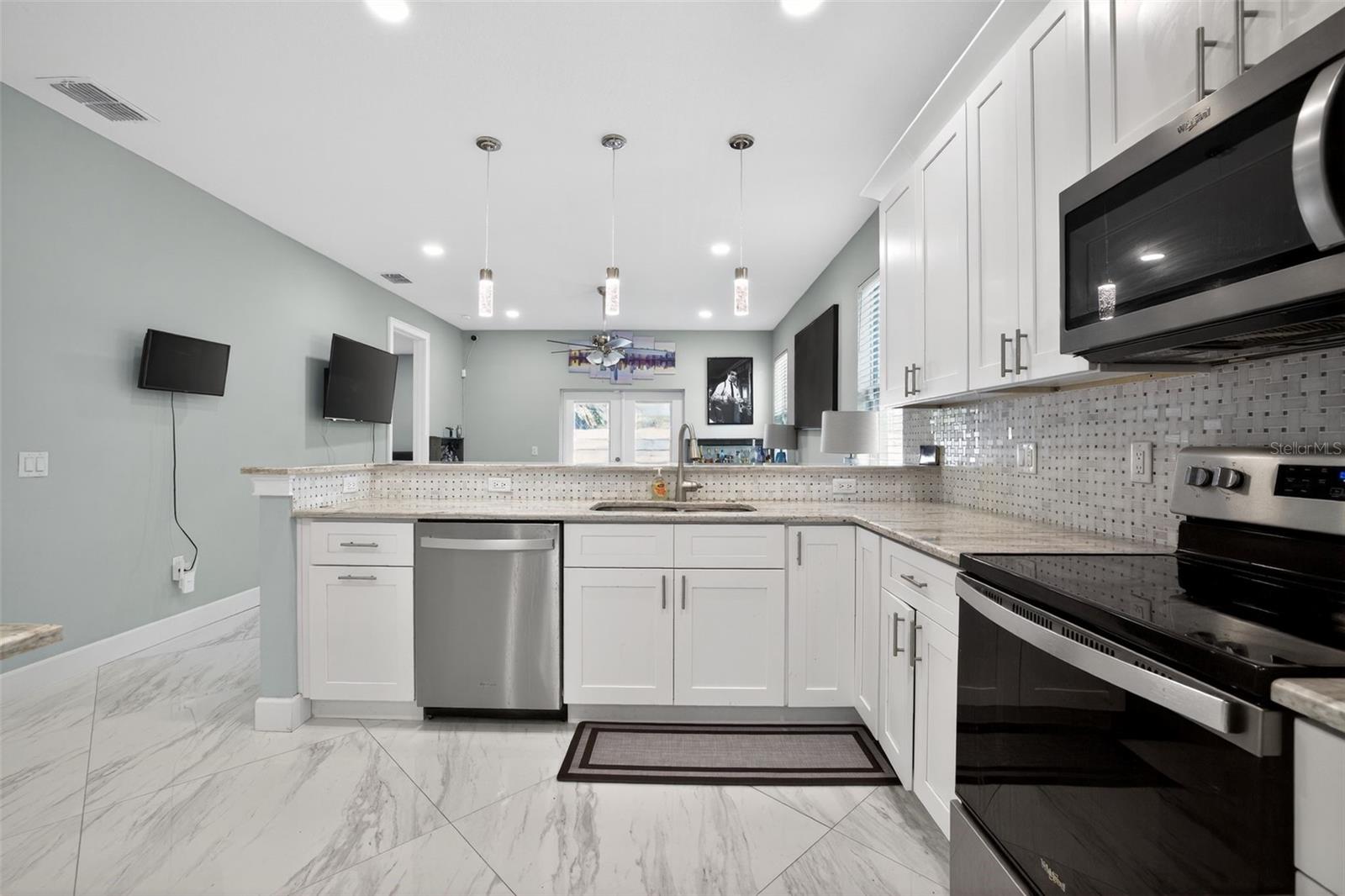 711 28TH AVE S, ST PETERSBURG, FL — photo 12
