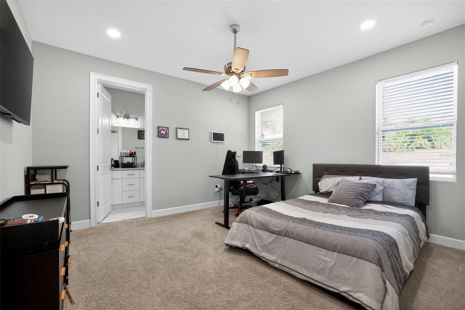 711 28TH AVE S, ST PETERSBURG, FL — photo 20