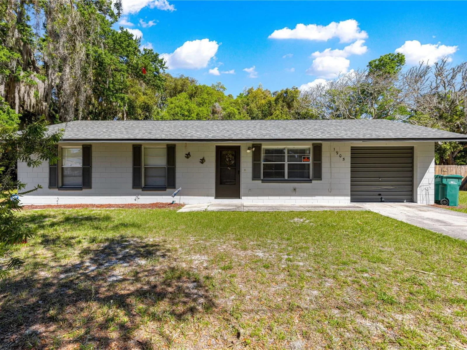 1905 VIRGINIA AVE, EUSTIS, FL — photo 1