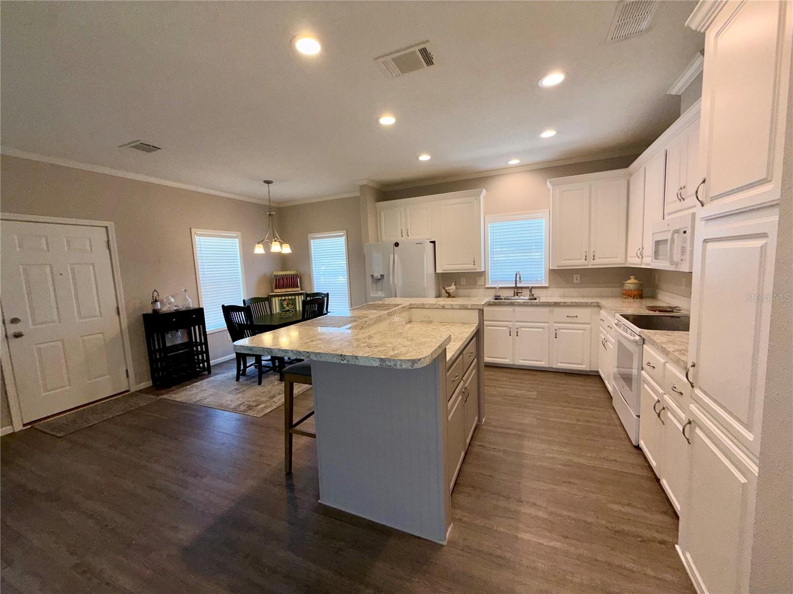 34572 GARDENIA DR N, PINELLAS PARK, FL — photo 13