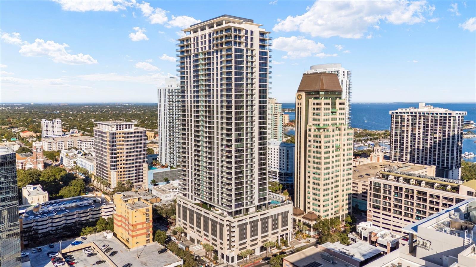 275 1ST AVE #3807, ST PETERSBURG, FL