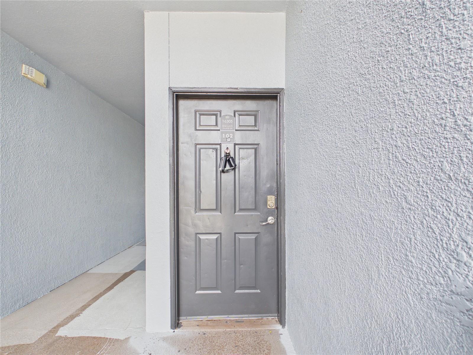 16305 ENCLAVE VILLAGE DR #102, TAMPA, FL — photo 2