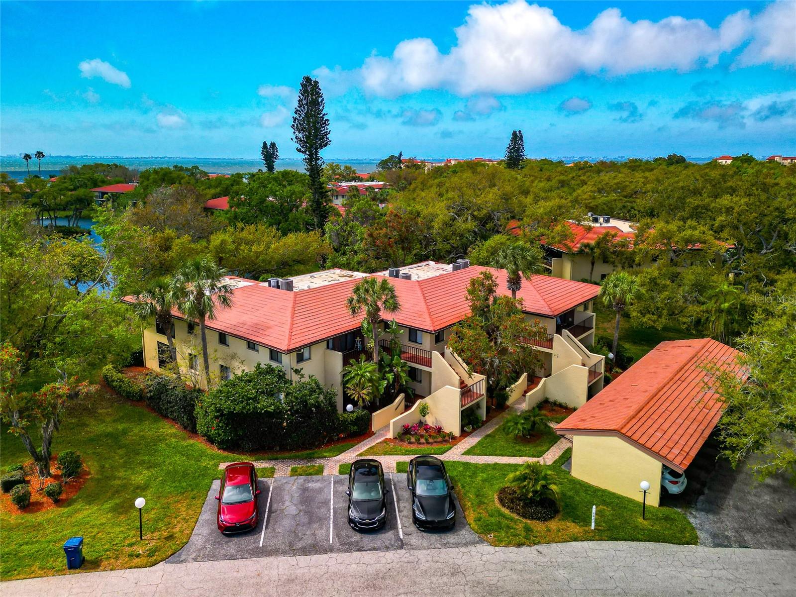 6423 EGRET LN #406, BRADENTON, FL — photo 2