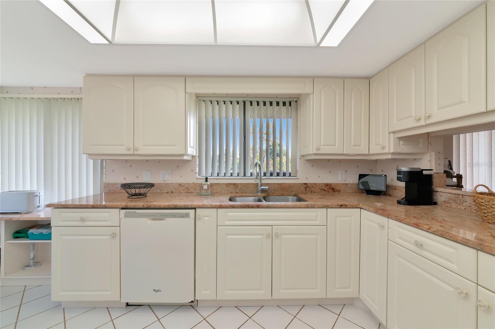 6423 EGRET LN #406, BRADENTON, FL — photo 14