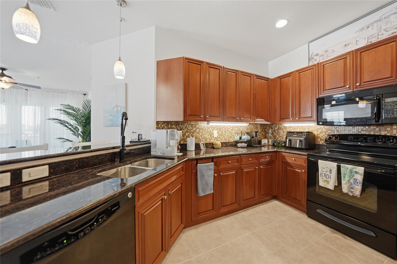 17288 ACAPULCO RD #421, PUNTA GORDA, FL — photo 4