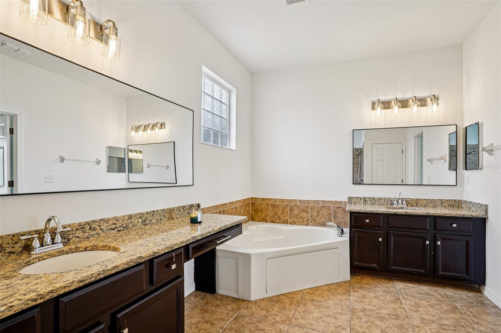 12371 NE 48TH CIR, OXFORD, FL — photo 34