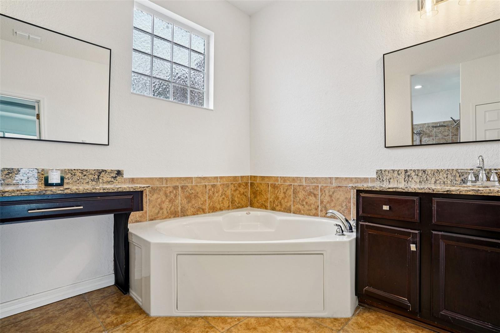 12371 NE 48TH CIR, OXFORD, FL — photo 36