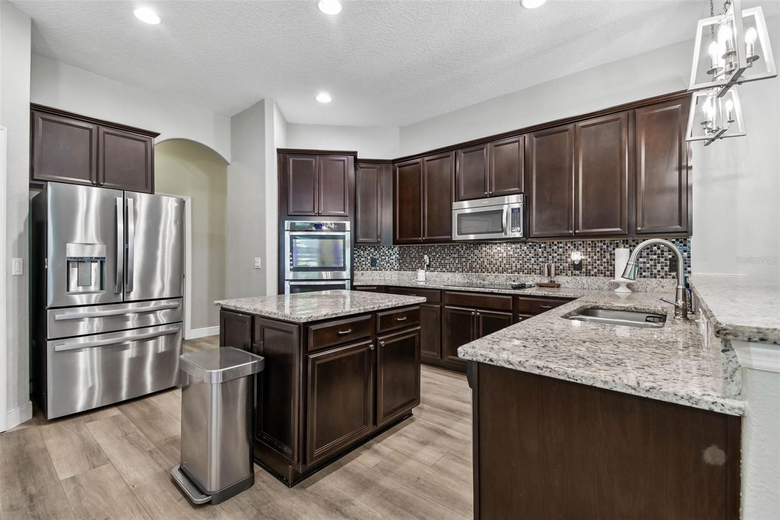 146 BRIDGER TRAIL CT, MINNEOLA, FL — photo 26