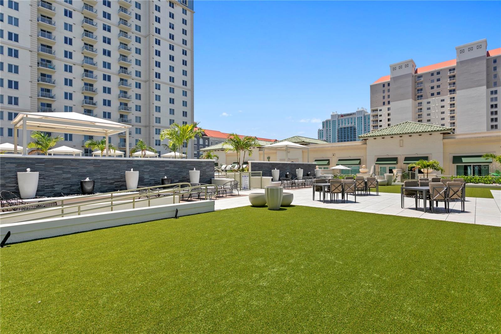 450 KNIGHTS RUN AVE #1704, TAMPA, FL — photo 42