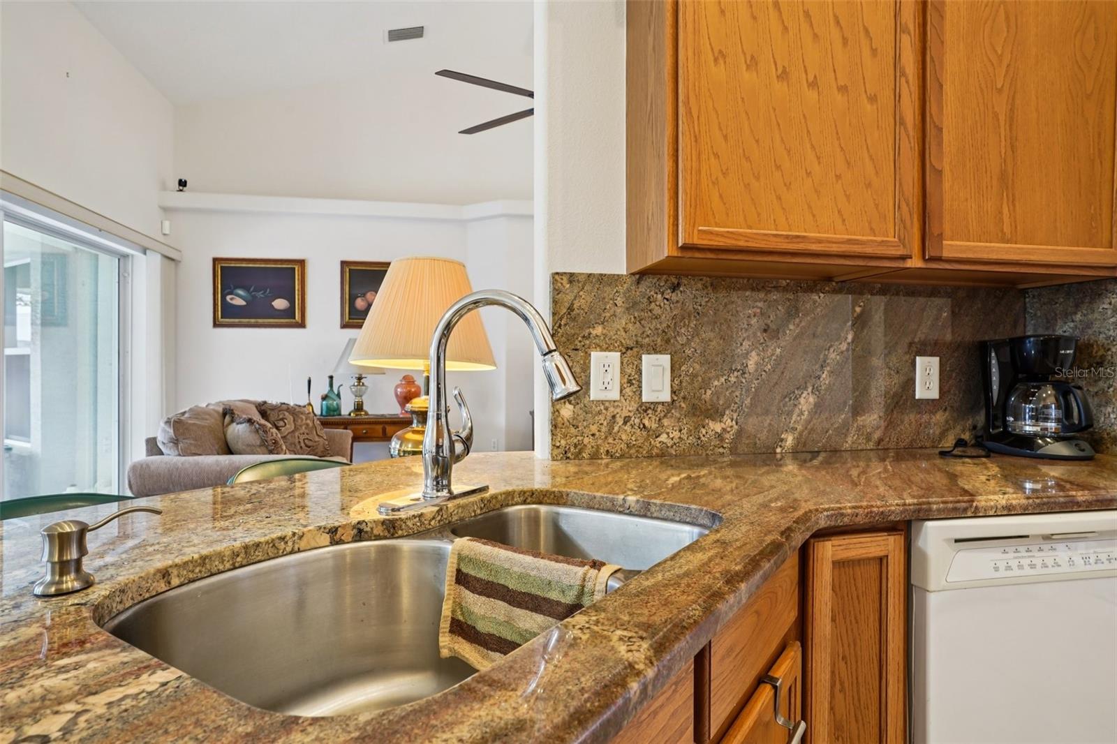 13116 GLENVIEW LN, GRAND ISLAND, FL — photo 35