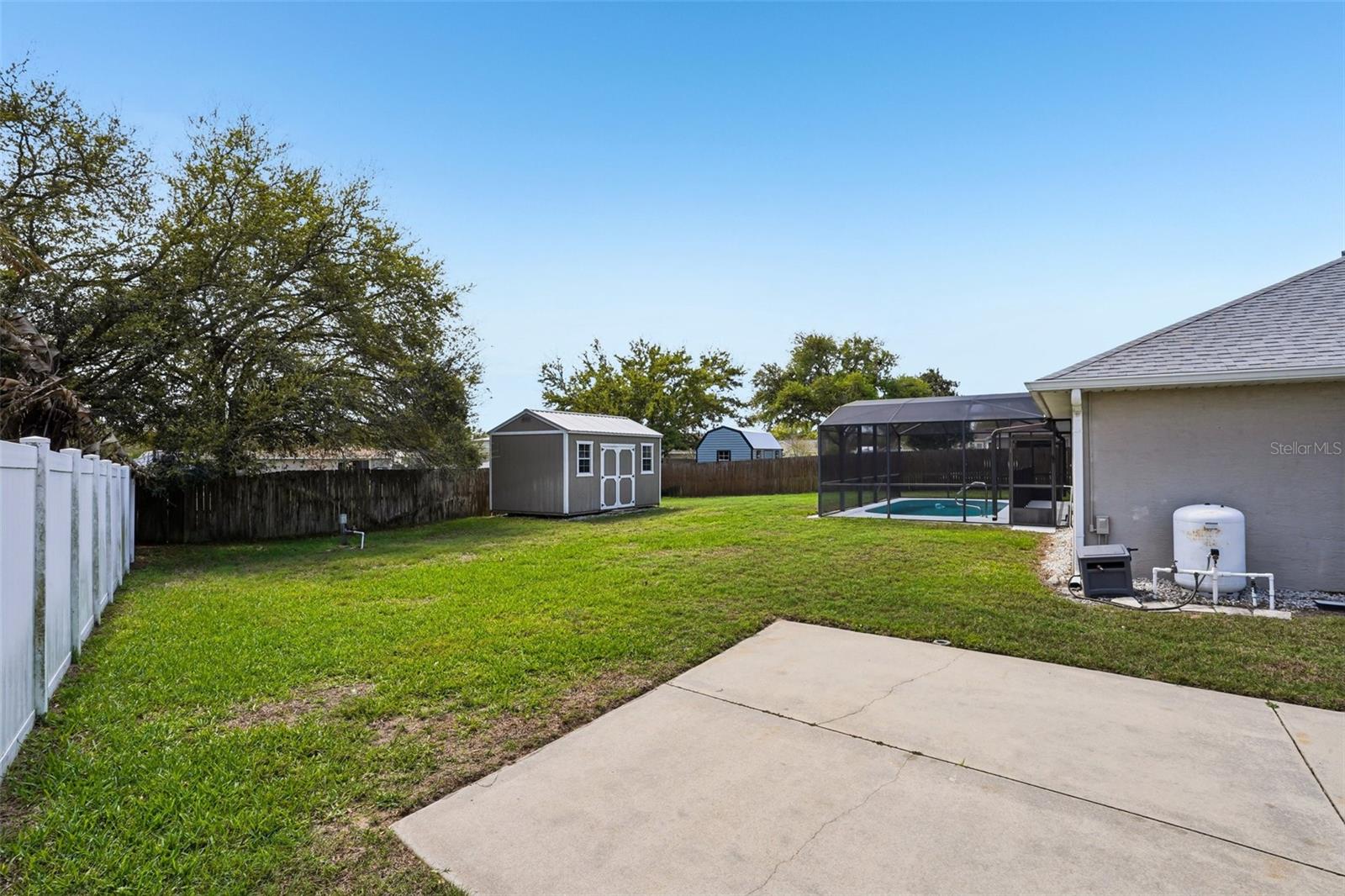 13116 GLENVIEW LN, GRAND ISLAND, FL — photo 80
