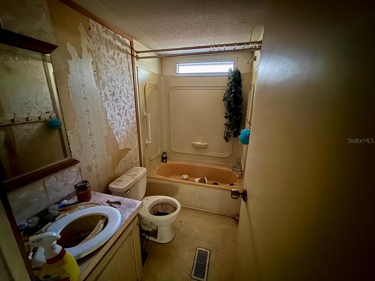 14051 NE 45TH PL, WILLISTON, FL — photo 11