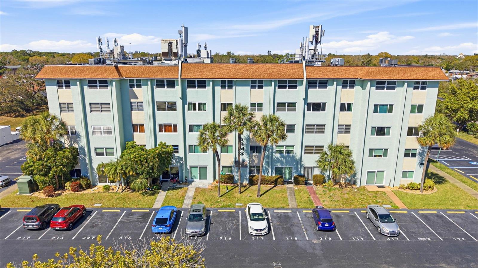 801 83RD AVE N #510, ST PETERSBURG, FL — photo 39