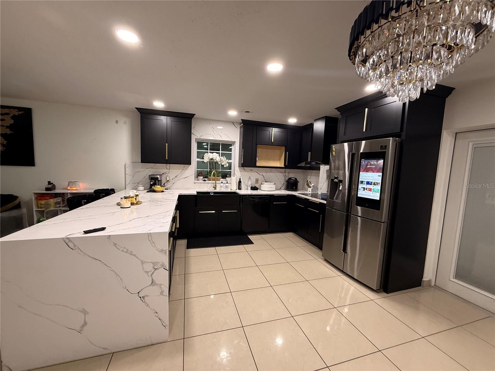 1305 E LOUISE AVE, TAMPA, FL — photo 12